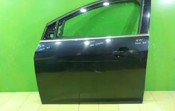 Ford Focus Front door PRZOD LEWE
