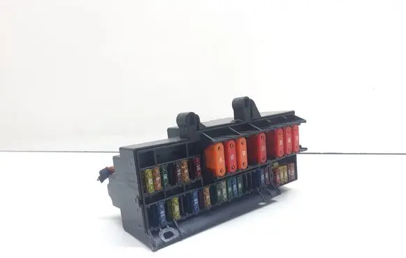 BMW 7 E65 E66 Fuse module 6900582 61136900582