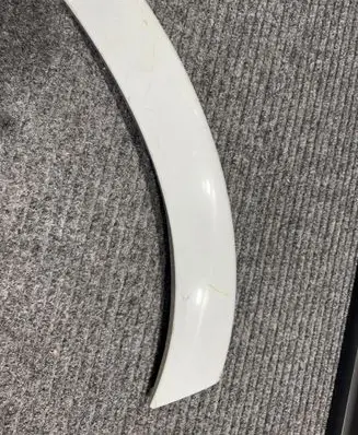 Front bumper splitter molding