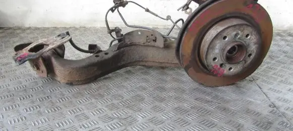 Renault Kadjar Rear wheel hub spindle/knuckle 
