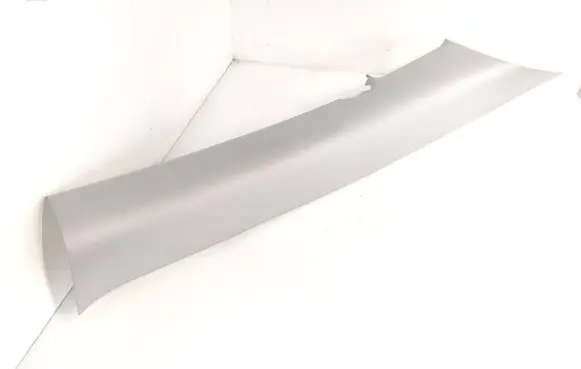 Tesla Model 3 (D)pillar trim (top) 108626501M 042595058 106626501M