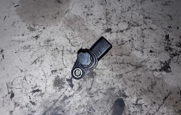 Renault Laguna III Camshaft position sensor 8200567414 144410