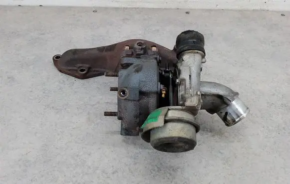 Toyota Yaris Turbo 17201-0N030