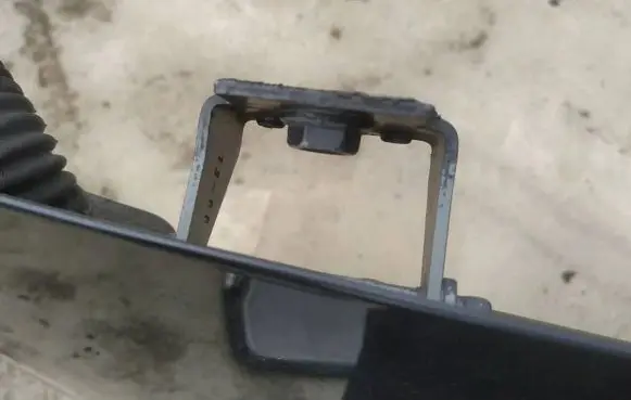 Ford Mondeo MK IV Tailgate/trunk/boot hinge