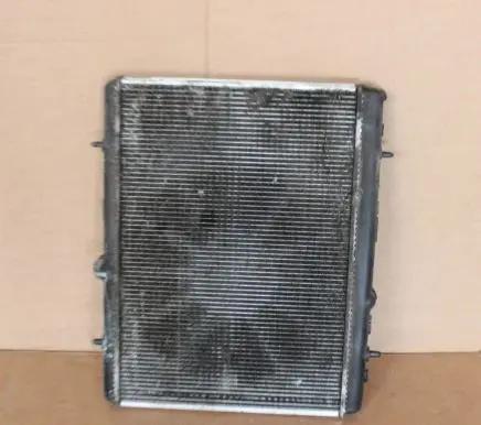 Citroen C4 I Picasso Coolant radiator P9680533480