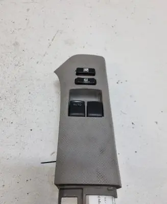 Toyota Yaris Electric window control switch 742320D110