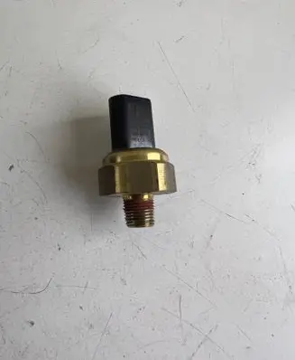 Jeep Grand Cherokee WL Oil pressure sensor 68334877AA 68334877A 68334877