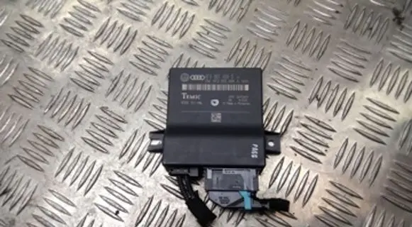 Audi A6 S6 C6 4F Gateway control module 4F0907468D 4F0910468A
