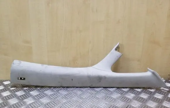 Volkswagen Golf Plus (A) pillar trim 5M0867234 5M0867232A