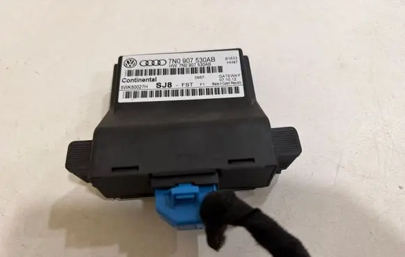 Skoda Octavia Mk2 (1Z) Gateway control module 7N0907530AB