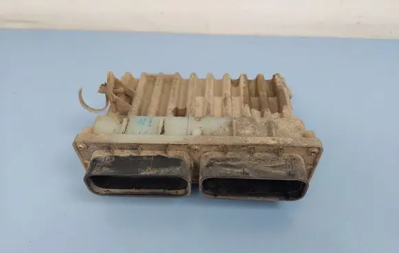 Coolant fan relay