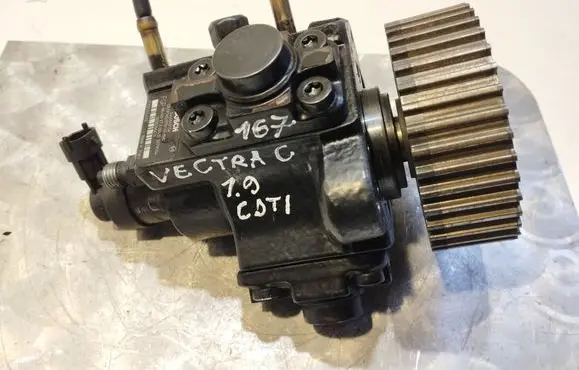 Opel Vectra C Fuel injection high pressure pump 0445010156 0055206679