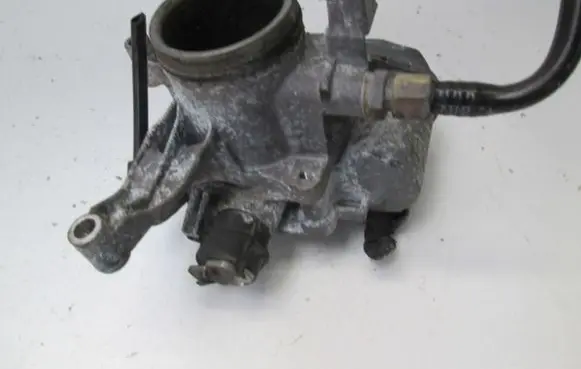 Mercedes-Benz Vito Viano W638 Throttle valve