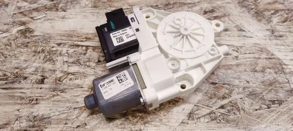 Alfa Romeo Giulia Front door window regulator motor C59652102 C59649102