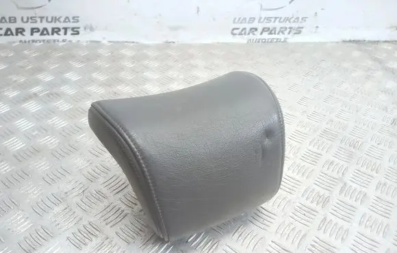 Saab 9-5 Front seat headrest 