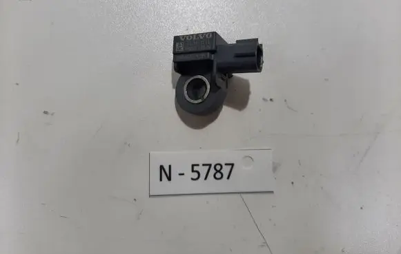 Volvo V40 Airbag deployment crash/impact sensor 31387891