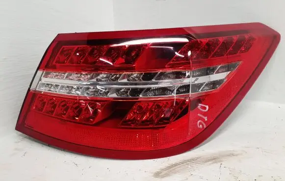 Mercedes-Benz E A207 Rear/tail lights A2079060258