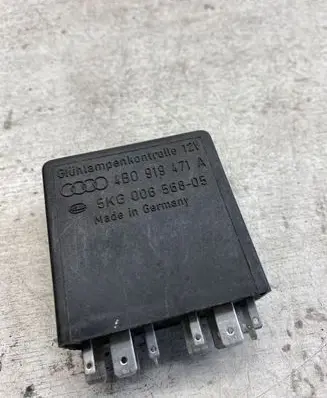 Volkswagen PASSAT B5.5 Other relay 4b0919471a