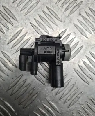 Volkswagen Golf V Turbo solenoid valve 1K0906283A
