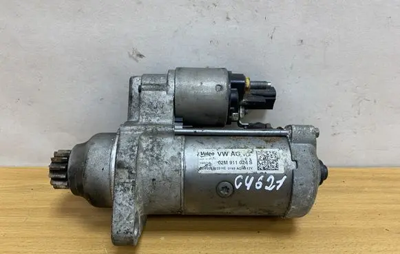 Volkswagen Golf VII Starter motor 02M911024S C4621