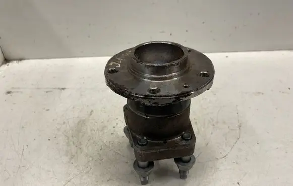 Citroen Jumpy Rear wheel hub