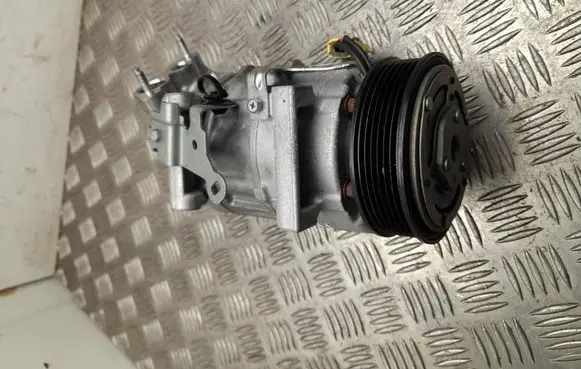 Fiat 600 Air conditioning (A/C) compressor (pump) 9850821180