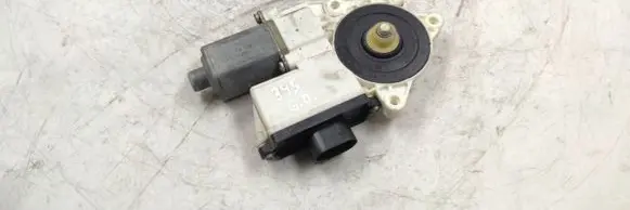 BMW X3 E83 Rear door window regulator motor S007083008
