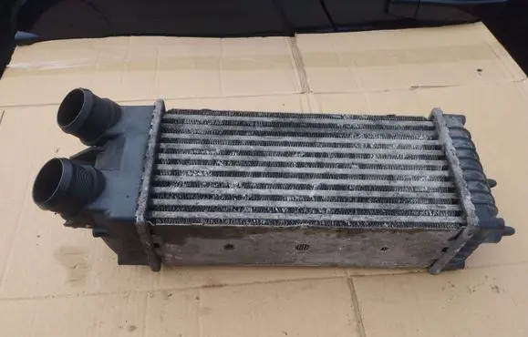 Citroen Xsara Picasso Intercooler radiator 9645965180