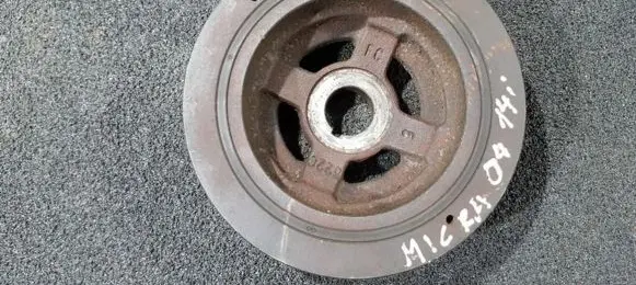 Nissan Micra Crankshaft pulley e100111a