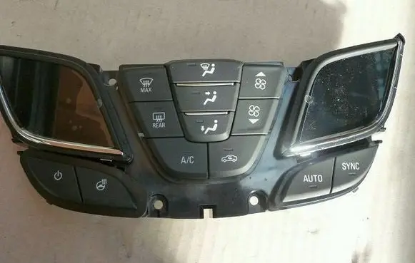 Opel Insignia B Climate control/heater control trim 26202374