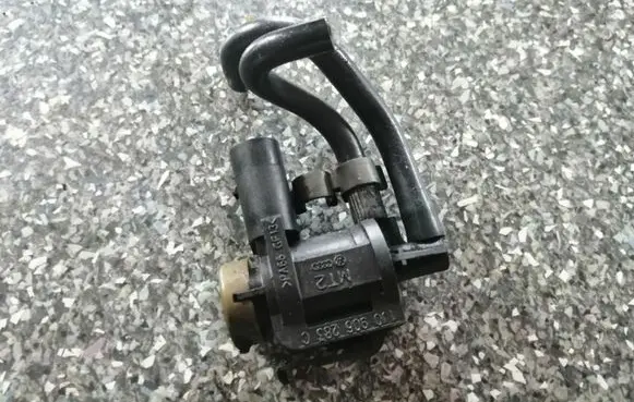 Audi A6 S6 C6 4F Turbo solenoid valve 1J0906283C