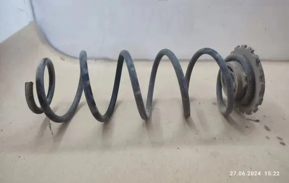 Mercedes-Benz B W245 Rear coil spring