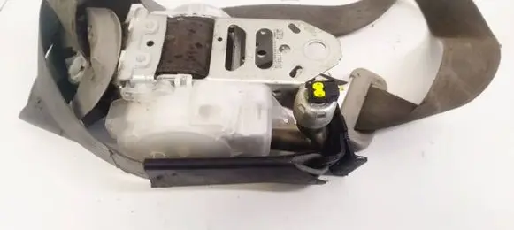 Toyota Highlander XU40 Front seatbelt 0093222 A1331P