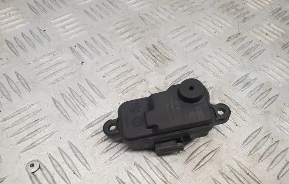 Audi A7 S7 4G Fuel tank cap lock motor 4L0862153D
