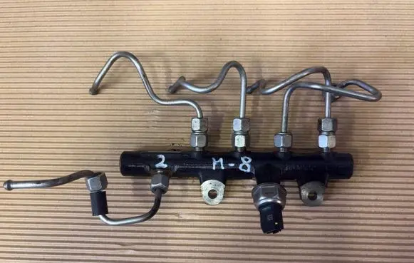 Fuel main line pipe