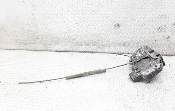 Mazda 3 I Front door lock 3N6AA21812N