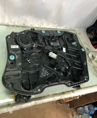 BMW X2 U10 Front door window regulator with motor 5a1d87608