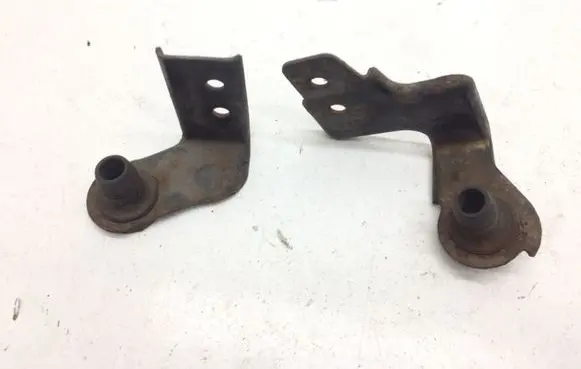 Land Rover Discovery Radiator mount bracket