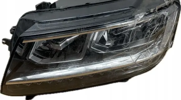 Volkswagen Tiguan Headlight/headlamp 5NB941035D
