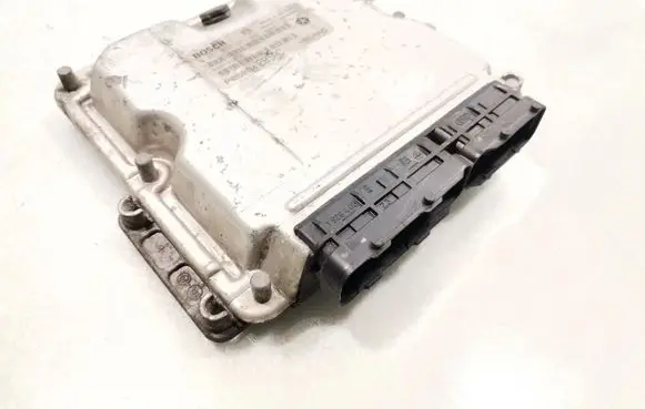 Chrysler Voyager Engine control unit/module P05094285AC 0281012121