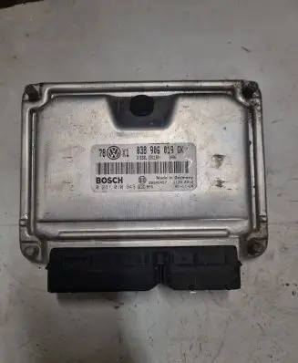 Volkswagen PASSAT B5.5 Engine control unit/module 038906019GK 28SA5457 0281010943