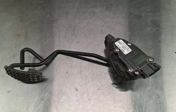 Peugeot Boxer Accelerator throttle pedal 6PV00824501 1337493080