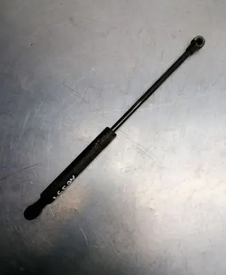 Volkswagen Touareg I Rear window strut damper 