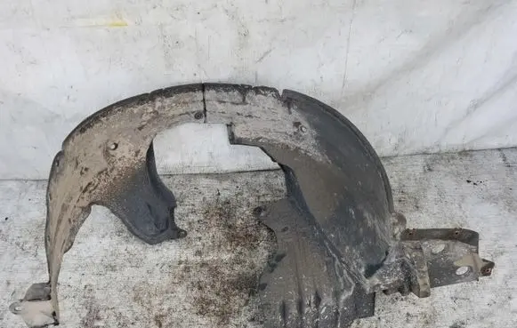 Nissan Note (E11) Front wheel arch liner splash guards