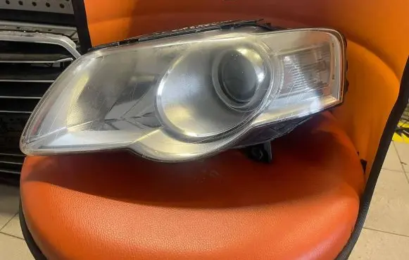 Volkswagen PASSAT B6 Headlight/headlamp 3C0941005S