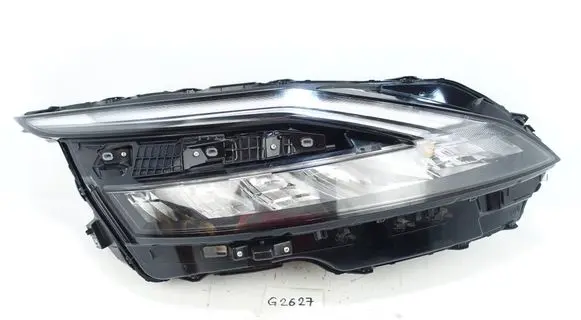 Nissan Qashqai J12 Headlight/headlamp 1008D02G HCR01102A00RL
