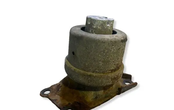 Volkswagen Transporter - Caravelle T5 Engine mount bracket 
