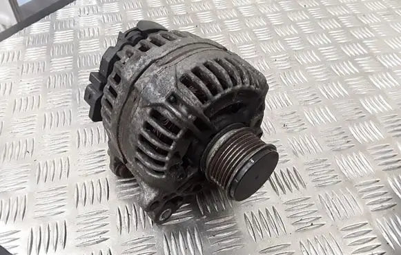 Audi TT TTS Mk2 Generator/alternator 06f903023f 0124525091