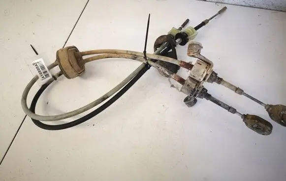 Opel Vectra C Gear shift cable linkage 9126567