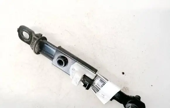 KIA Ceed Seat belt adjustment rail 